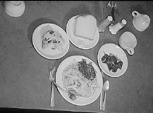 Lunch, Minidoka, 1942