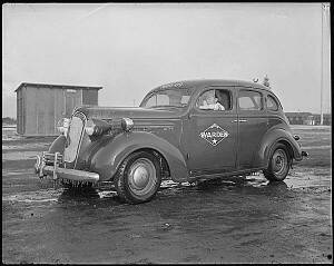 Patrol car, Tule Lake, 1943